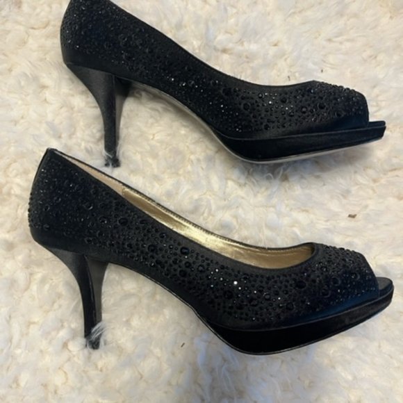 Adrienne Vittadini Pippi Rhinestone Peep Toe Black Platform Heels, size 7 1/2 - Picture 2 of 7